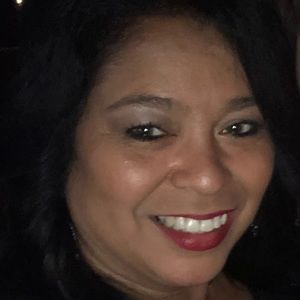 Meet your Posher, Yolanda